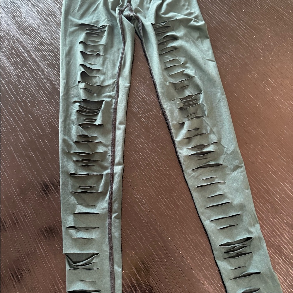 Teeki Eco-Friendly Leggings in Forest Green